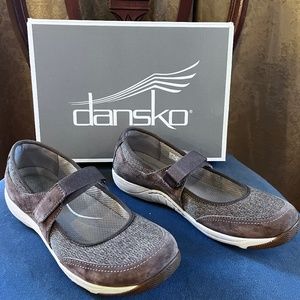 Dansko Women's Hennie Mushroom Mary Jane 9.5-10 M US